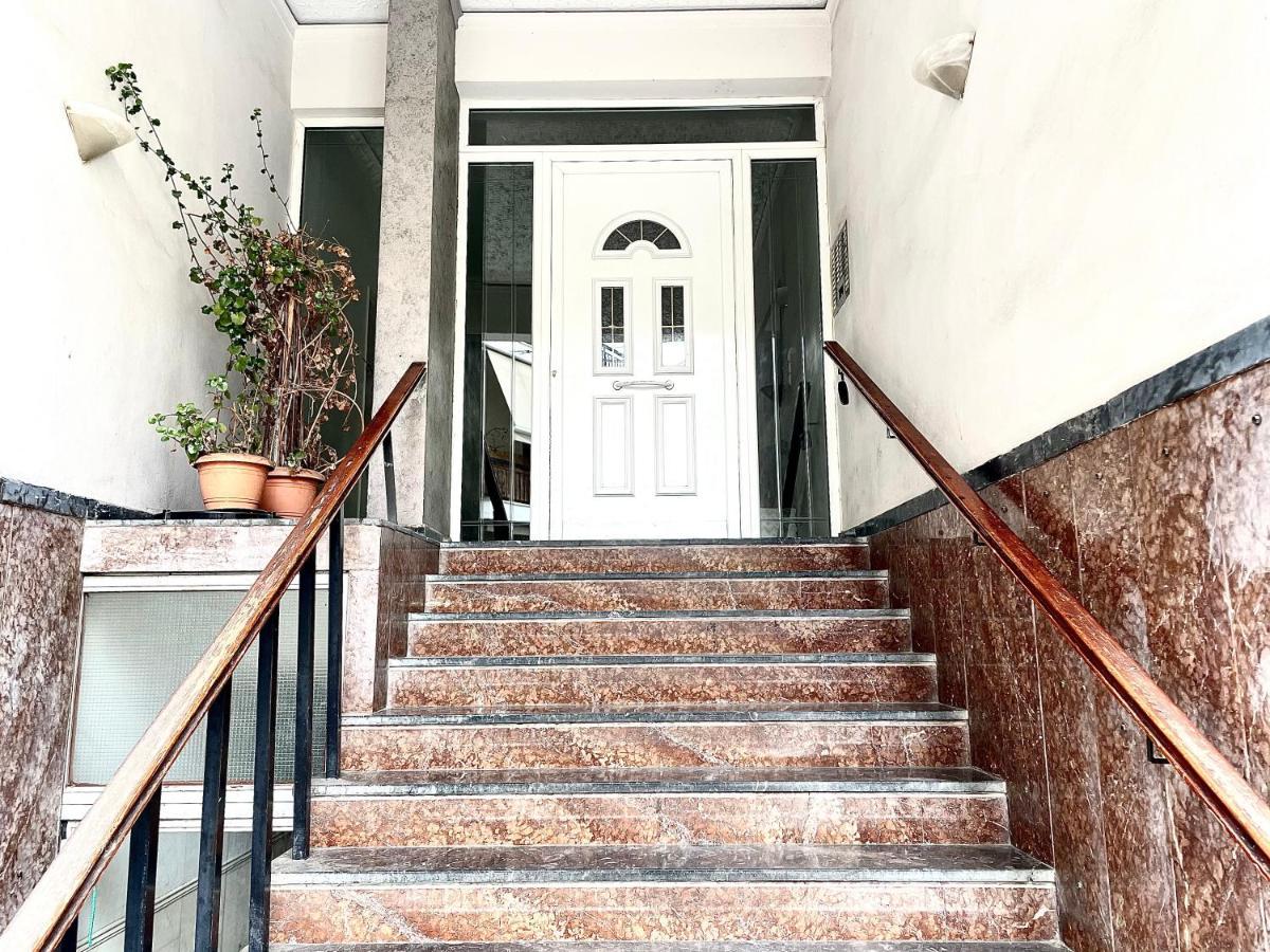 B&B Boutique Two Bedrooms Apartments Афины Экстерьер фото